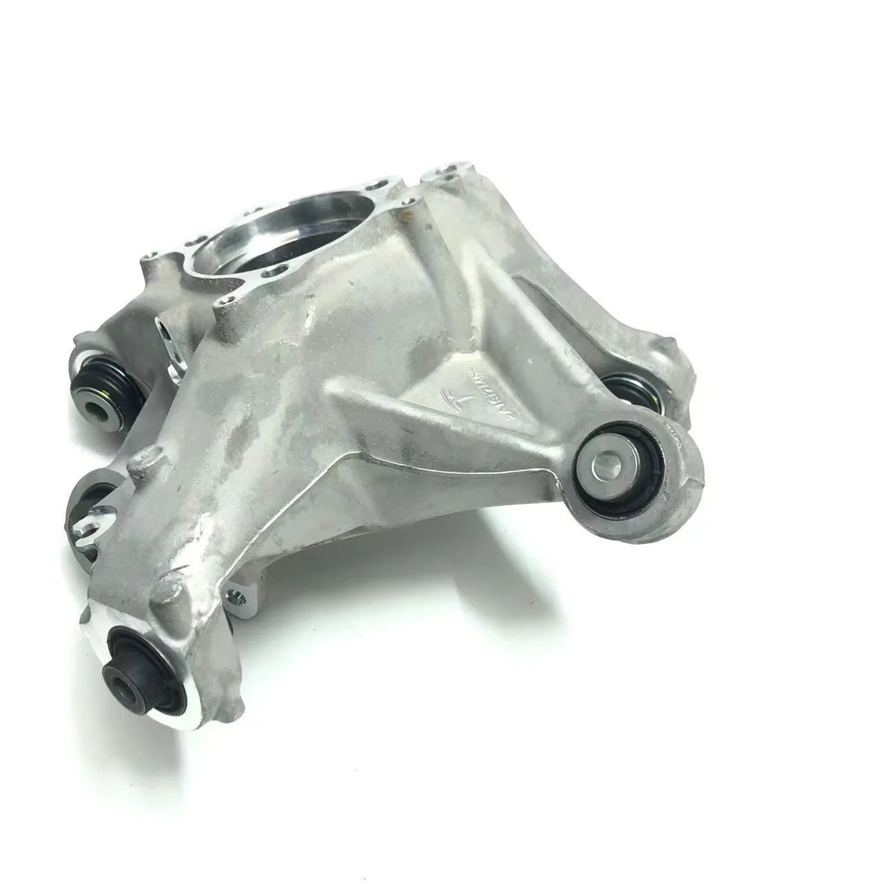 

Auto Parts Components Left/Right Steering Knuckle Suitable for 2019-2022 te sla Model Y 1188411-00-F 1188411-00-D 1188411-00-E