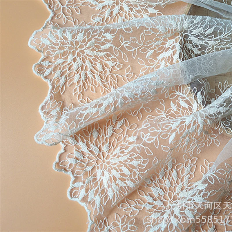 1 Yard Europe Crown Lace Trim Guipure White Lace Mesh Sewing Lace Trim White Embroidery Lace Ribbons for Crafts 30CM Wide