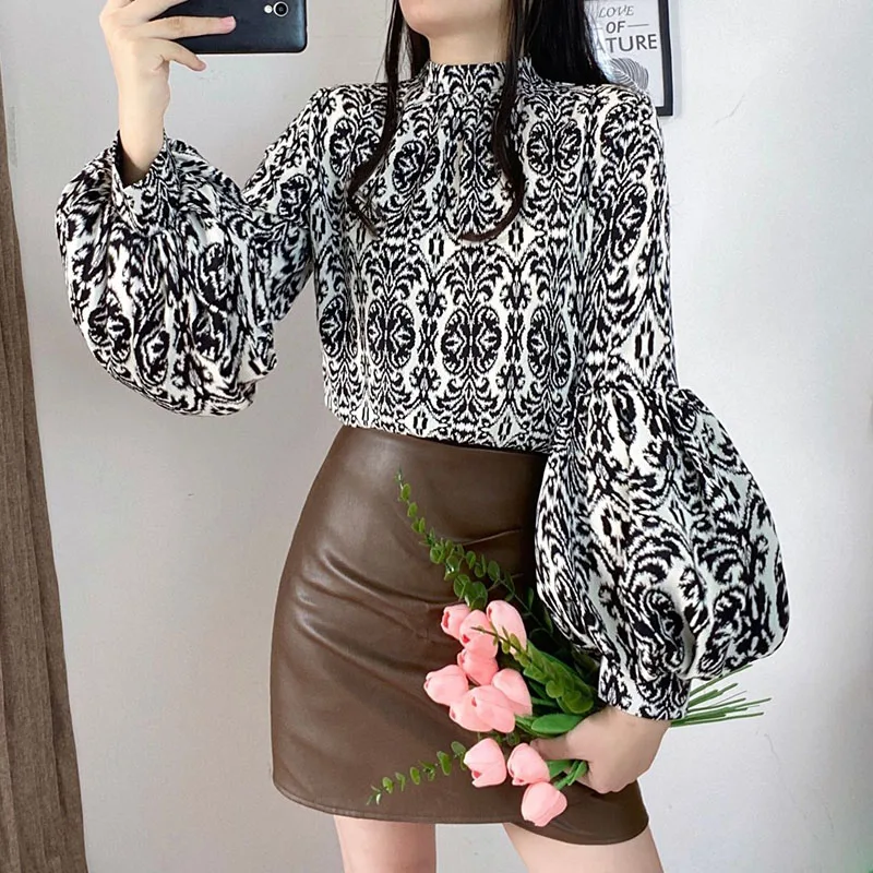 Vintage Printed Stand Collar Lantern Sleeve Blouses Women Clothing 2023 Autumn Winter Loose Casual Pullovers Office Lady Shirts