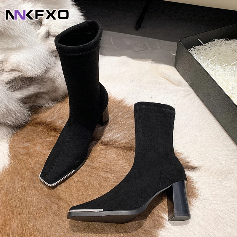 

2023 Women's Mid Calf Boots Autumn Winter Fashion Classic Black Half Boots Faux Suede Boots Square Toe Square Heels Boots QB400