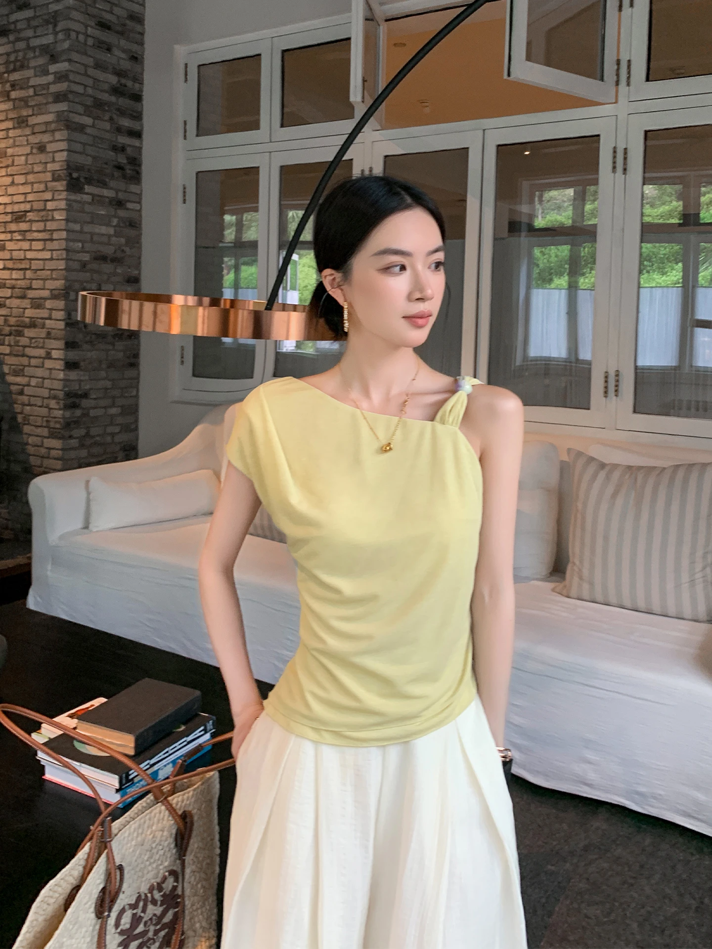 

Женский летний топ Binguo с желтыми вставками, приталенный, на бретельках, тонкий, без рукавов, повседневный, новинка