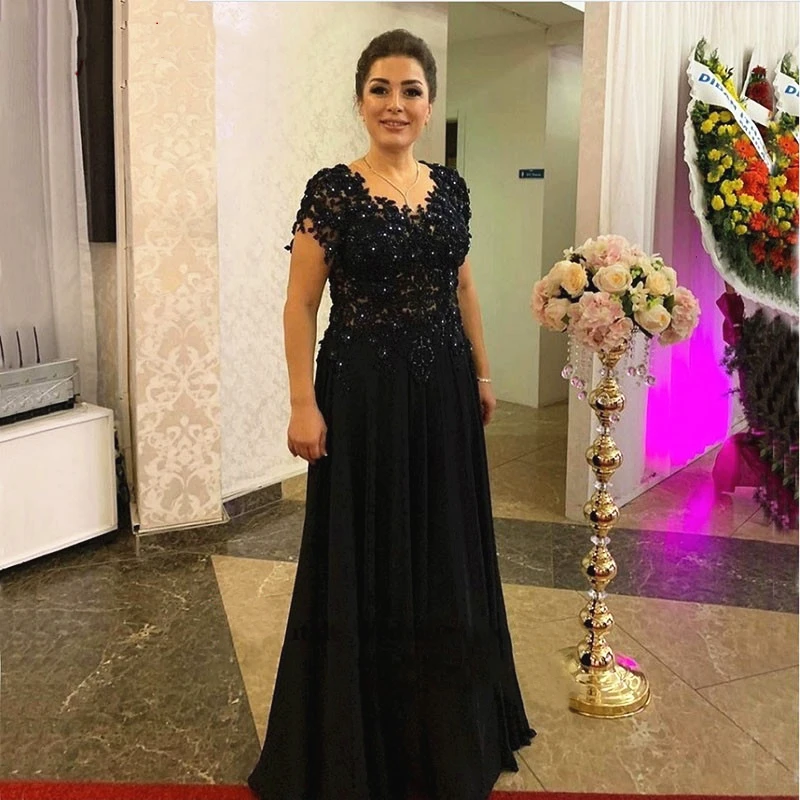 

Sparkly Crystals Mother of the Bride Dress for Wedding Party Black Lace Short Sleeve Ladies Evening Gown Morther of Groom Formal