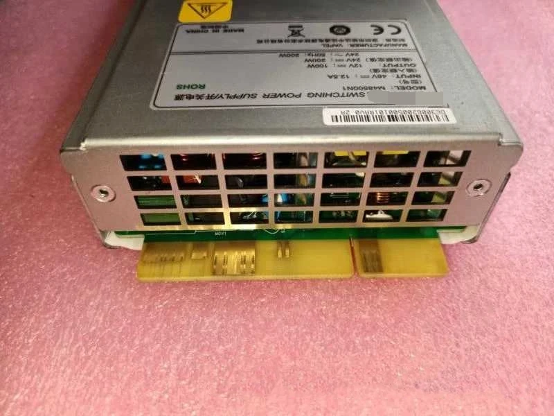 Três Tensão Output Mode Power Module, iSitePower V100R001C10, M48500N1