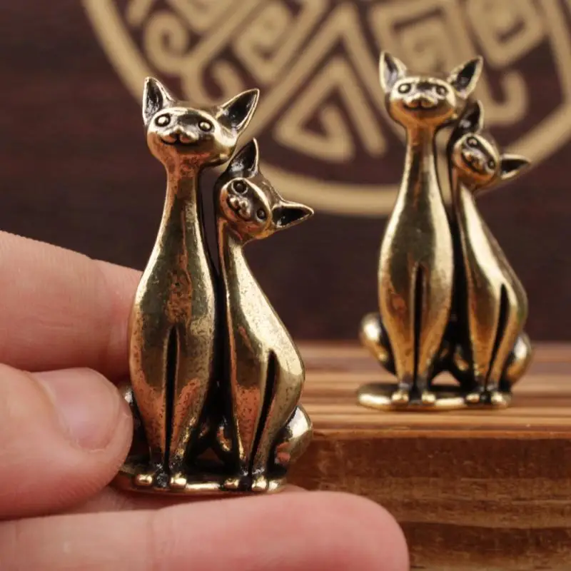 

1PC Brass Double Cat Sculpture Ornament Craft Anime Cat Ornament Home Desktop Statue Room Office Statue Art Decoration Sculpture
