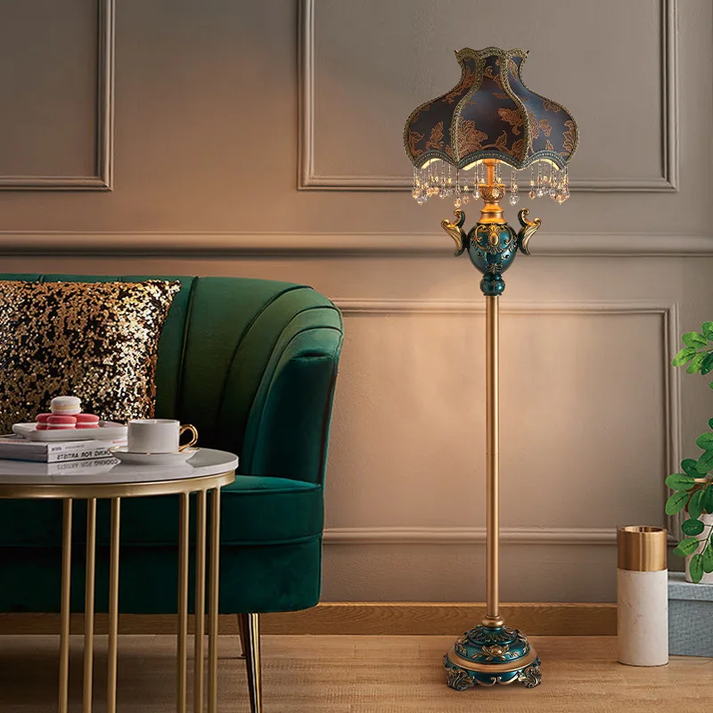 

Luxury Classical Bedroom Bedside Standing Lamp Study Vintage Room Decor Lighting Nordic Retro Living Room Led Floor Lights Light