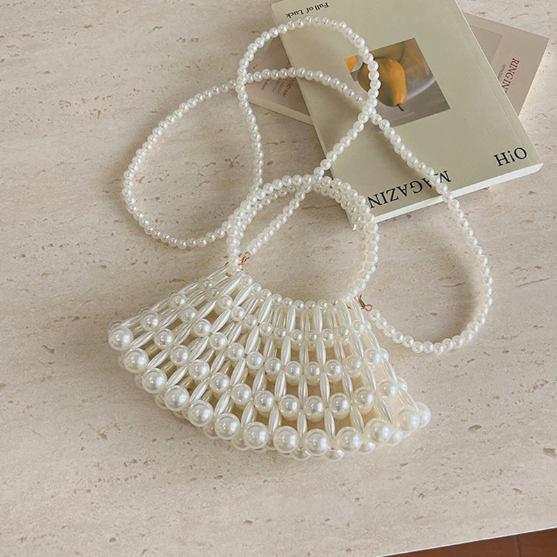 

Handmade Hollow Out Pearl Beaded Handbag Women 2026 Summer Fan Shape Mini Crossbody Bag Exquisite Evening Purse With Pearl Strap