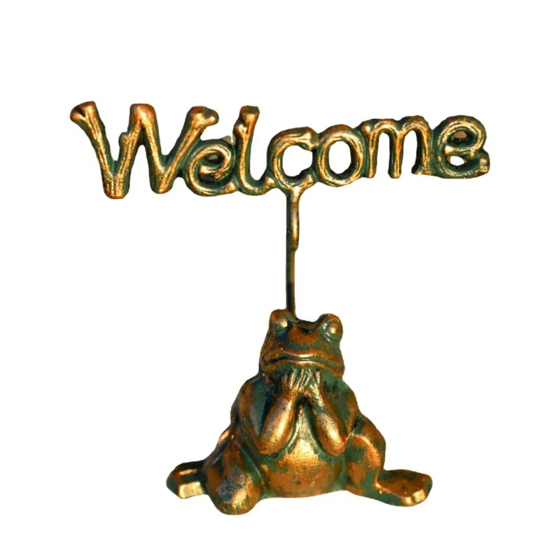 

American rural retro, cast iron frog ornaments, outdoor creative handicrafts, courtyard villa gardening decorations