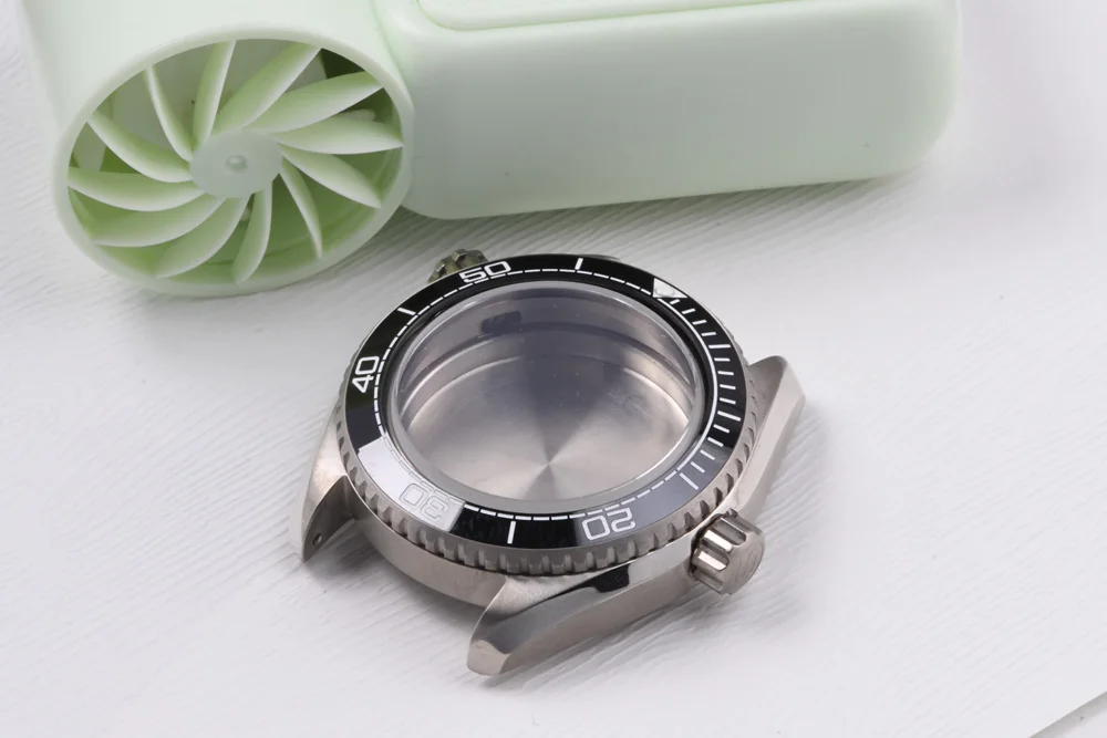 Titanium 3-Uhr-Uhrengehäuse mit Armband passend für SEIKO Mod C3 Super Luminous Saphirglas Taucheruhr für NH35A/36A Uhrwerk Ersatzteile – Detail 4