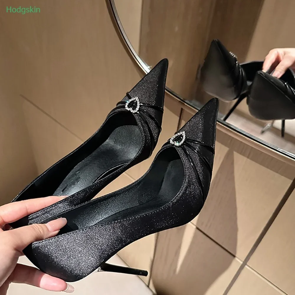 

Black Rhinestone Bling Bling Pumps Pointed Toe Shallow Silk Heart Crystalizes Bling Riband Women Stiletto Heels Party Sandals