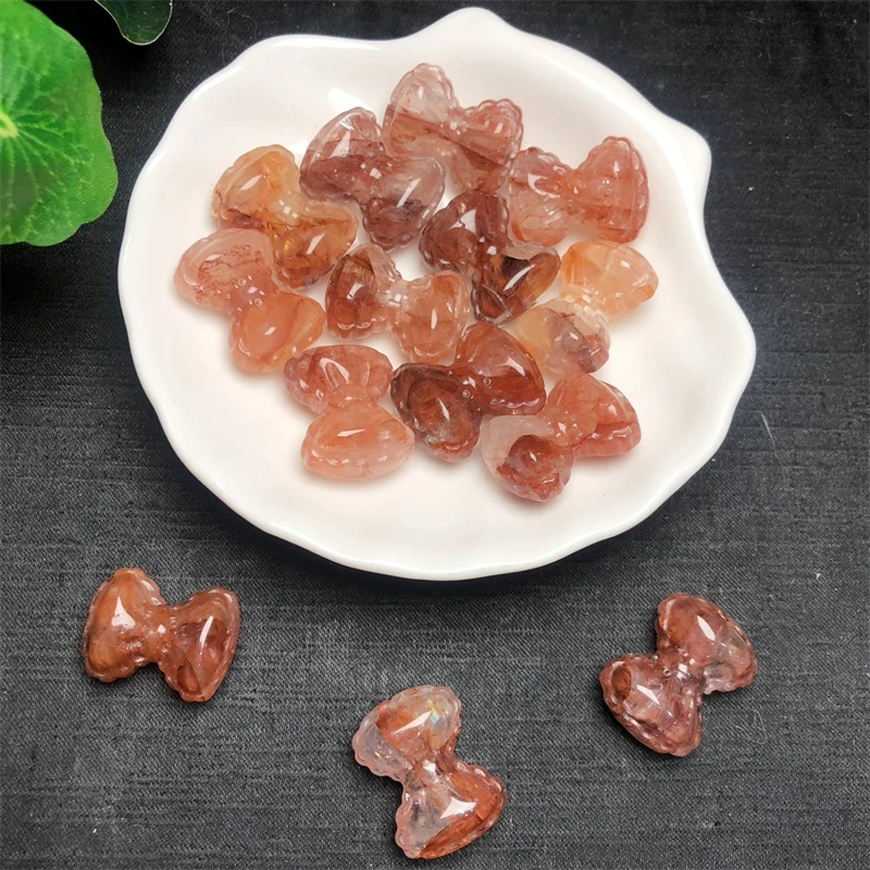 2pcs Natural Red Fire Quartz Hematoid Bread Butterfly Carving Healing Mini Home Decoration Healthy Children Toy Gift 18×23mm