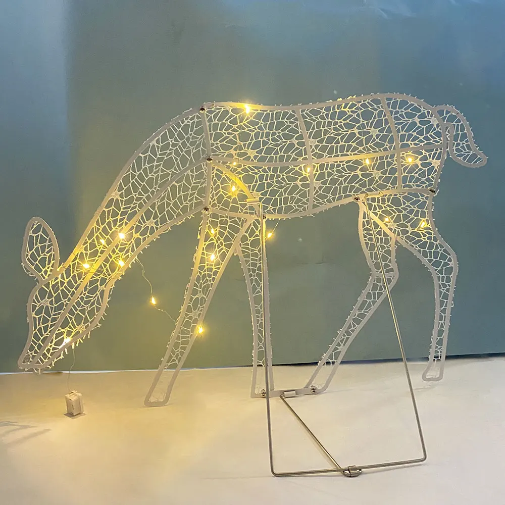 Lighted Christmas Deer Reindeer Family Christmas Decor With LED Lights Light Up Bucks Doe And Fawn Outdoor Garden Yard Ornament