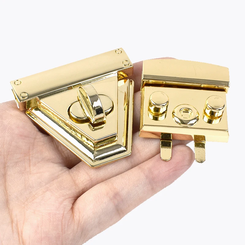 

2Pcs Gold Bag Metal Lock Buckle Handbag Knapsack Decor Buckles Purse Wallet Closure Rotating Clasps DIY Bags Sewing Accessory