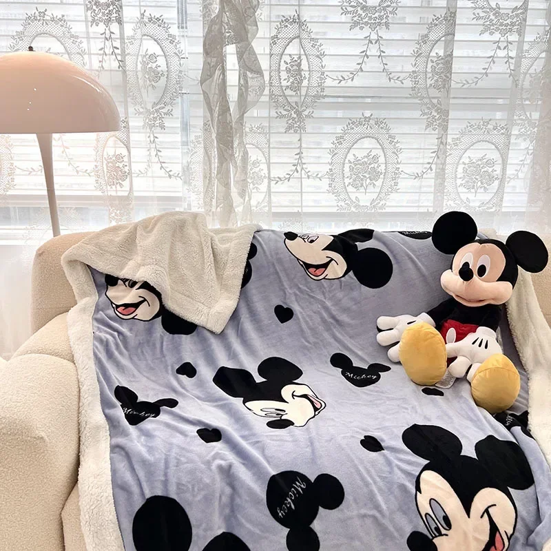 Disney Milk flanella bambini coperta per adulti Cartoon Stitch Cute peluche aria condizionata coperte per pisolino trapunta in pile corallo scialle