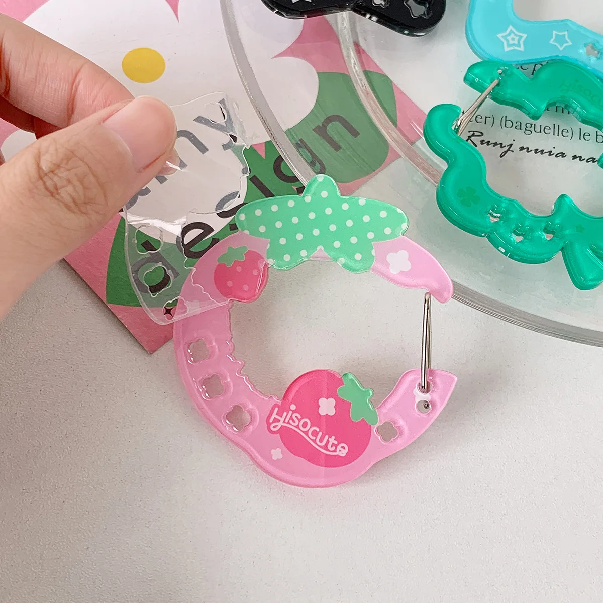 Kawaii อะคริลิคพวงกุญแจน่ารักการ์ตูน Ins สไตล์ผลไม้ Cupcake Star Shaped ตกแต่งสําหรับกระเป๋าจี้ Hook Key แขวน