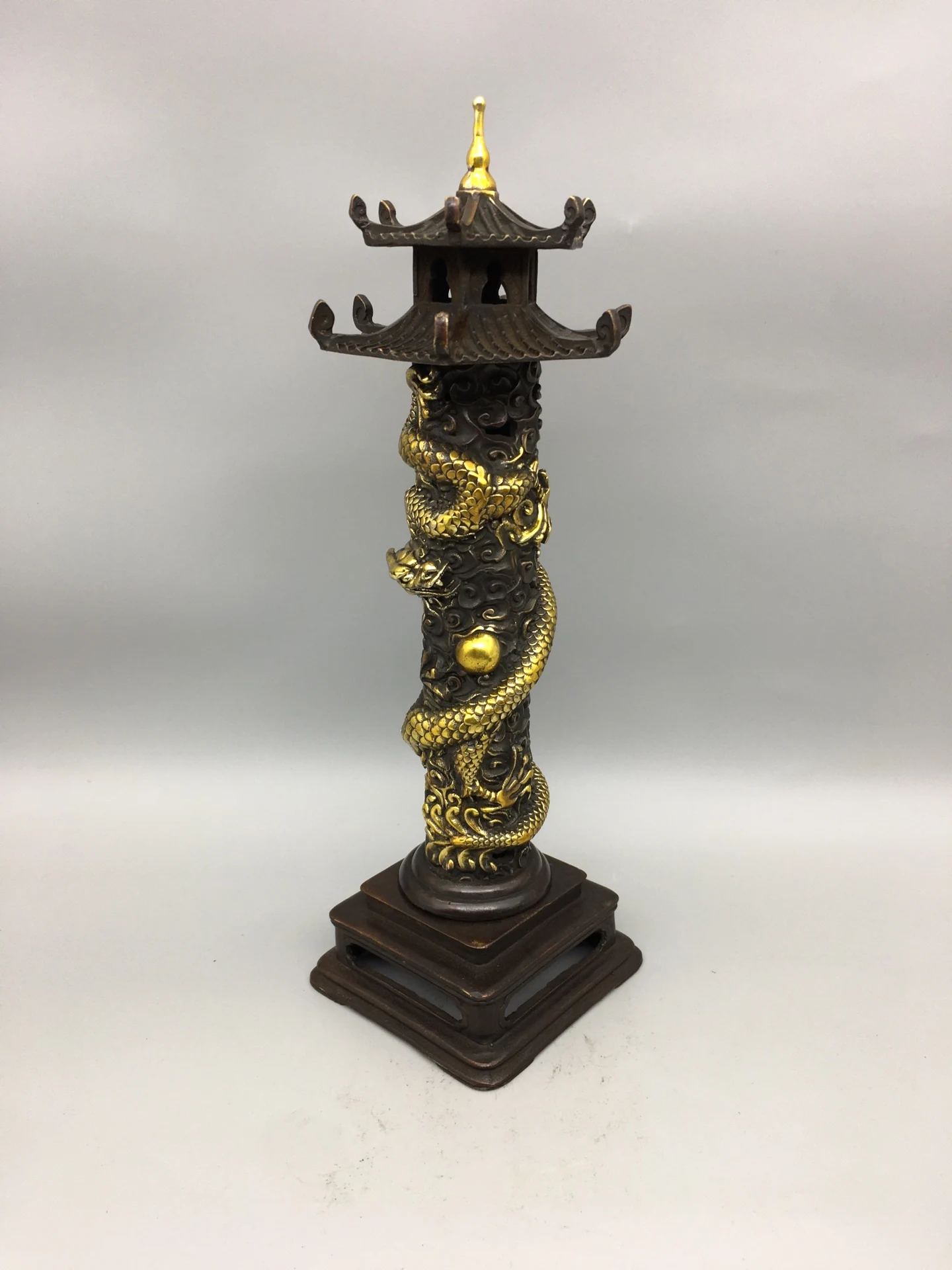 Brass Dragon Incense Burner - Elegant Home Décor Sculpture for Car, Entrance, Tea Table, and Living Room Accent Piece