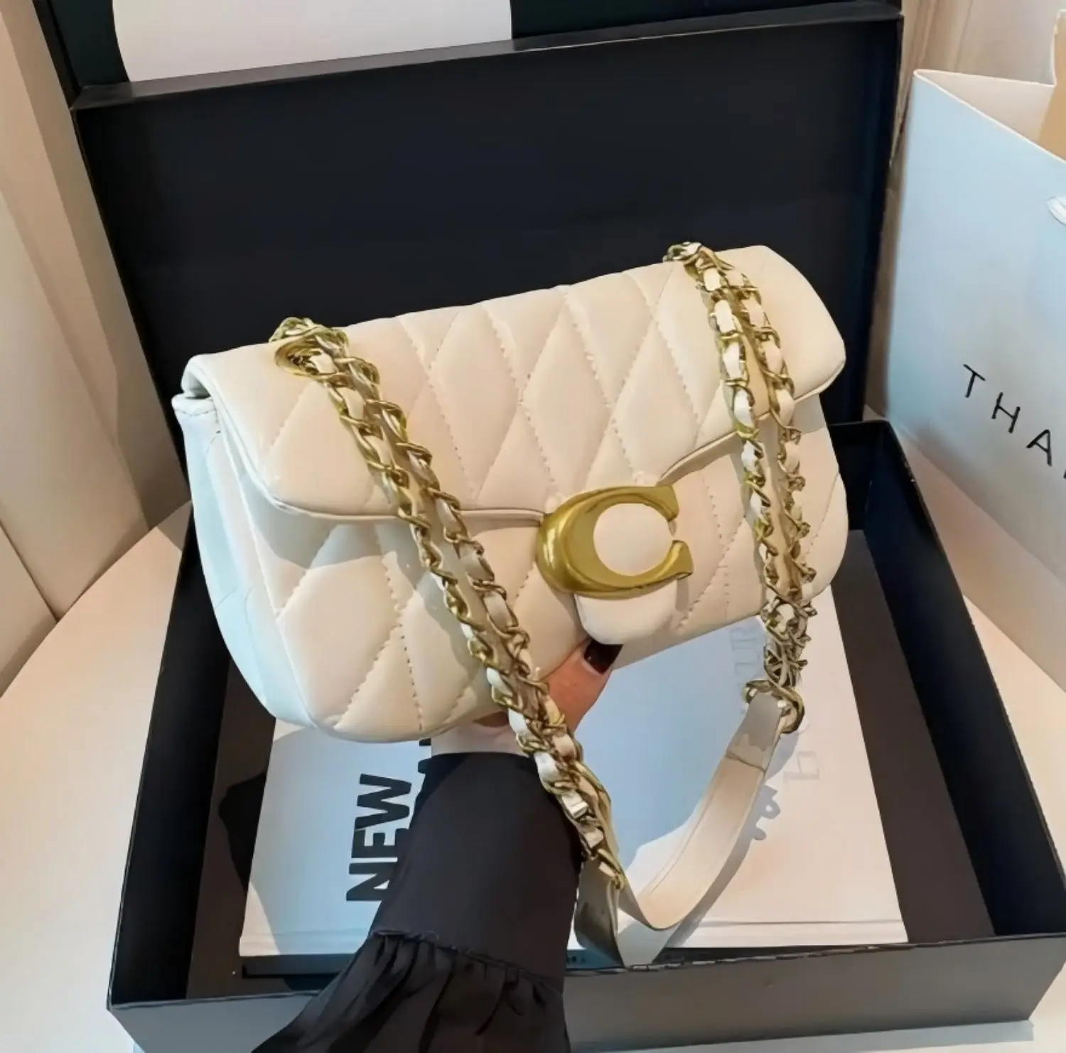 2026 New Woman High-End Small Style Bag for Women, Simple Diamond Grid Versatile Chain Bag for Women, Shoulder Bag, Diagonal