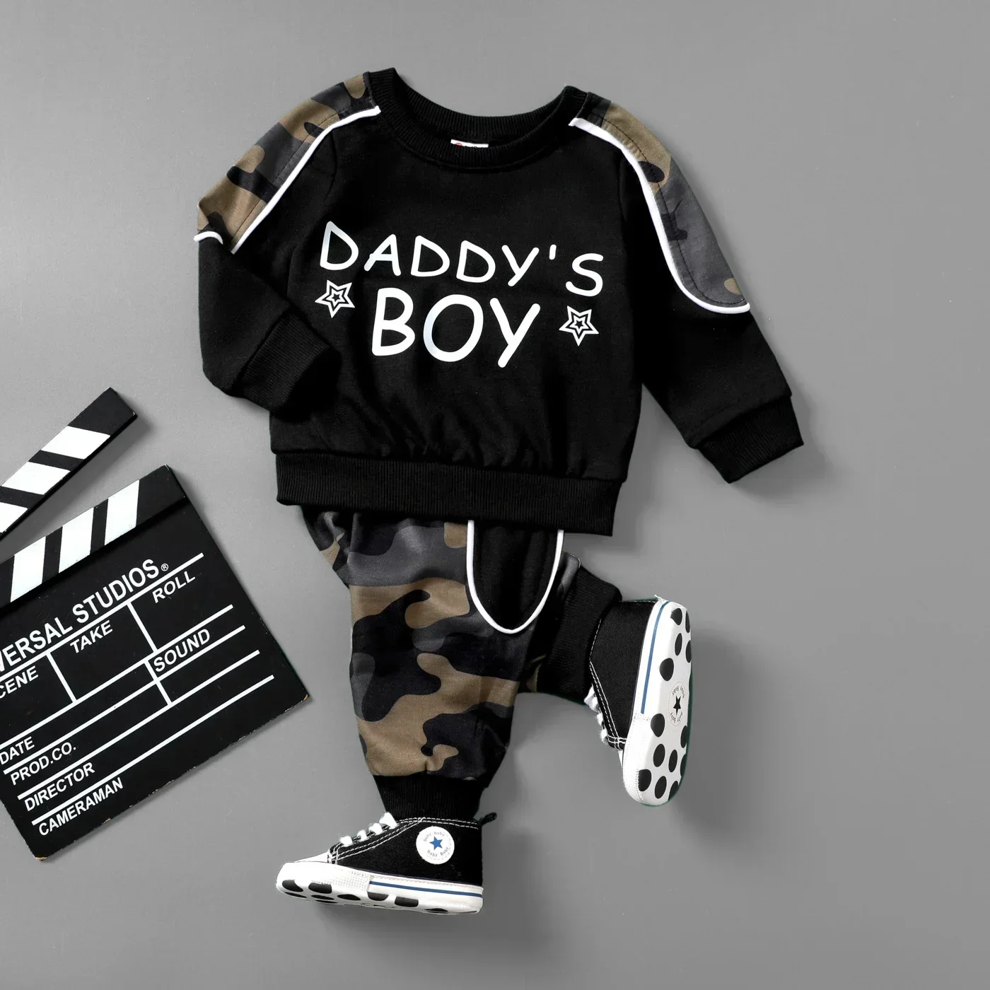 

PatPat 2-Piece Boys Casual Outfit Letter Print Round Neck Top And Camo Pants Set