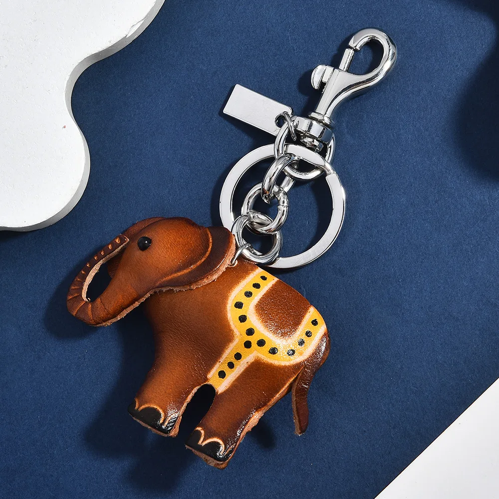 Vintage Handmade Leather Car Keychain Animal Shaped Bag Pendant Vegetable Tanned Leather Accessory