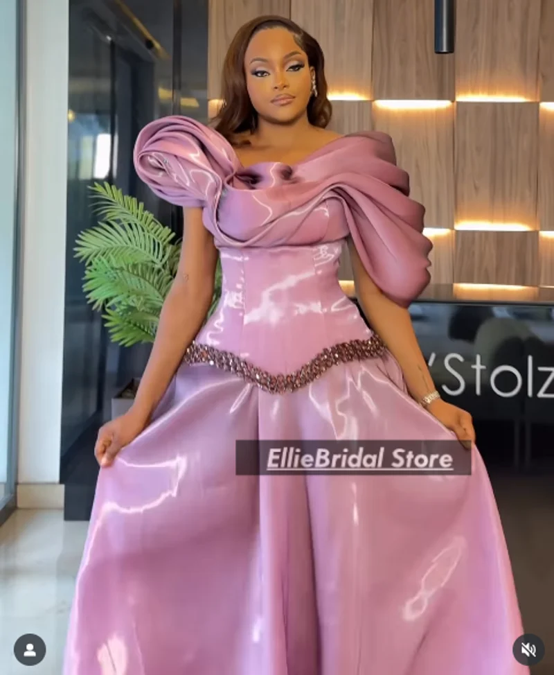 فساتين حفلة موسيقية أنيقة من الساتان 2026 للفتيات السود قبالة الكتف على شكل حرف A فستان الحفلات حورية البحر الأفريقية فساتين سهرة مخصصة