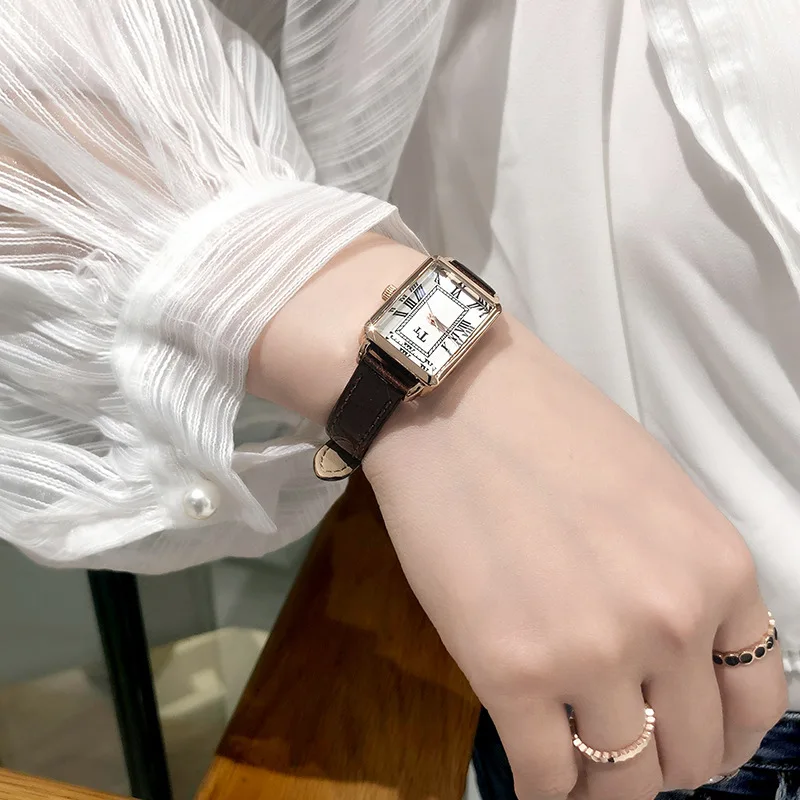 Nordic niche women's watch simple square women's watch retro luxury trend automatic waterproof quartz watch new birthday gift