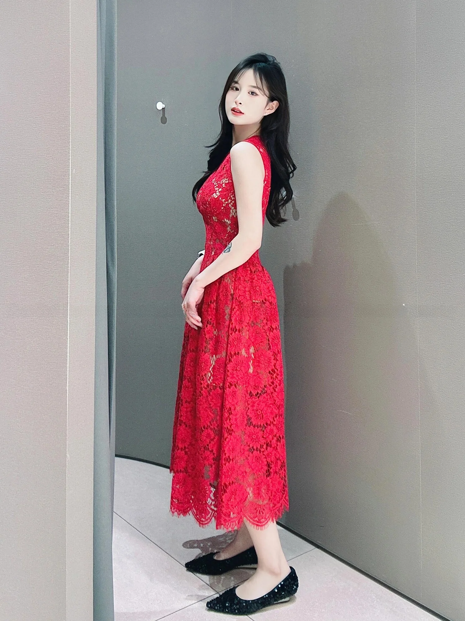 Vestido E Longo Sem Mangas de Renda com Cintura Ajustada Estilo Colete Verão Nova Chegada Moda Fena