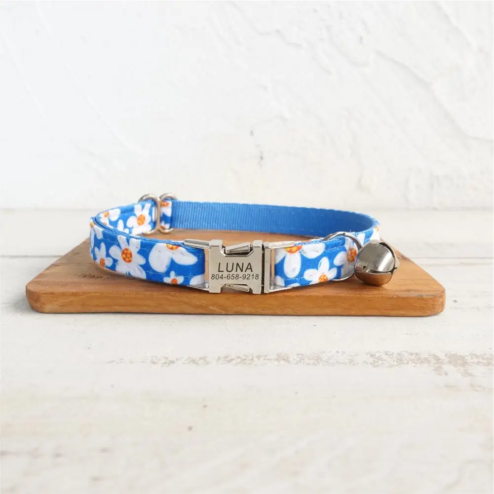 

Personalized Cat Collar Customized Nameplate ID Metal Buckle Adjustable Blue Daisy Cat Collars With Bell