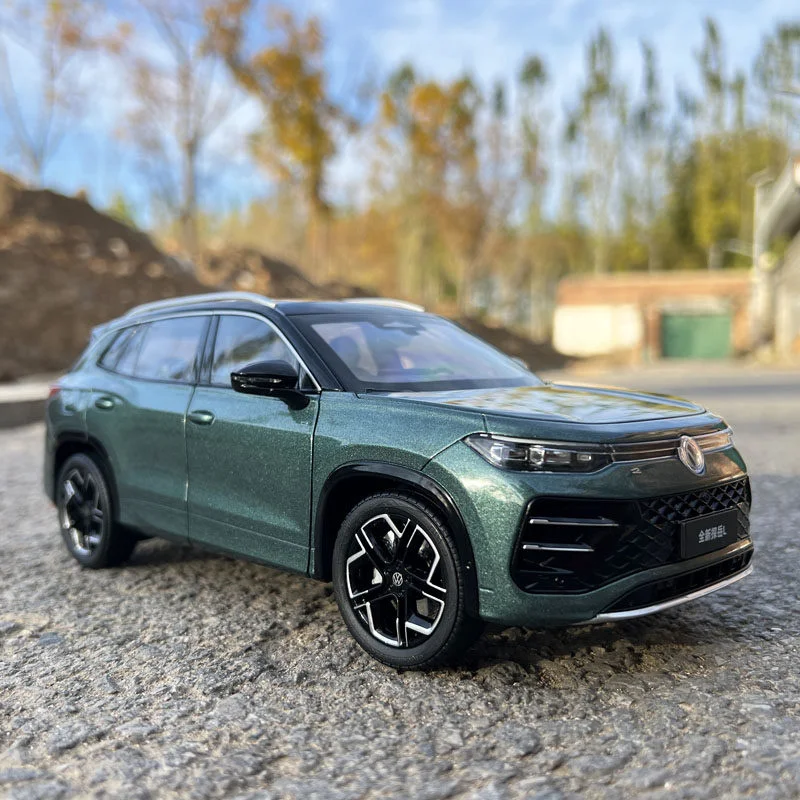 

1/18 New Tayron L 2025 SUV Alloy Car Model Diecast Metal Vehicles Car Model High Simulation Collection Kids Toys Gift Decoration