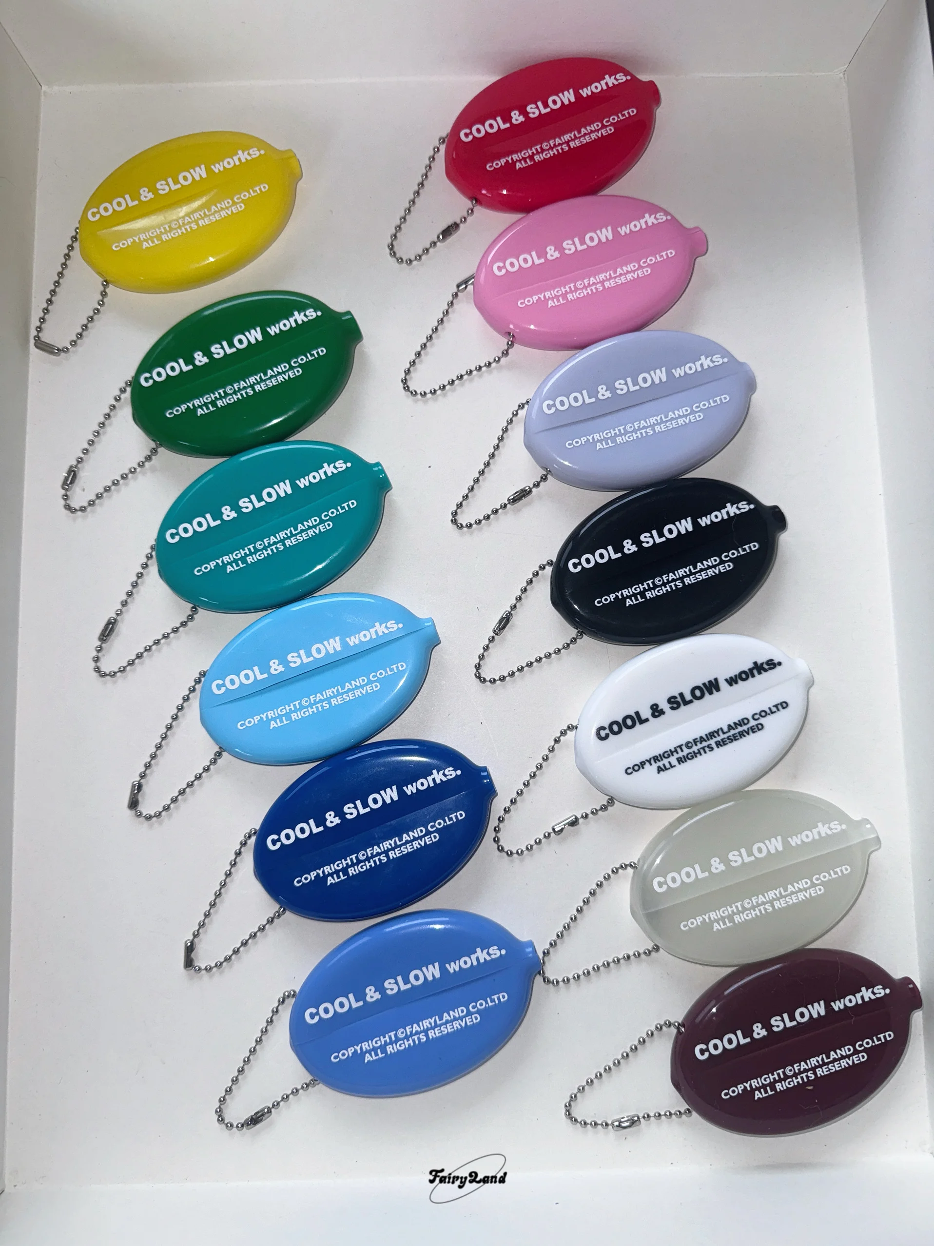 Retro Plastic Coin Purse Keychain Camping Outdoor Coin Wallet Rubber Key Holder Accessory Card Protector  Design