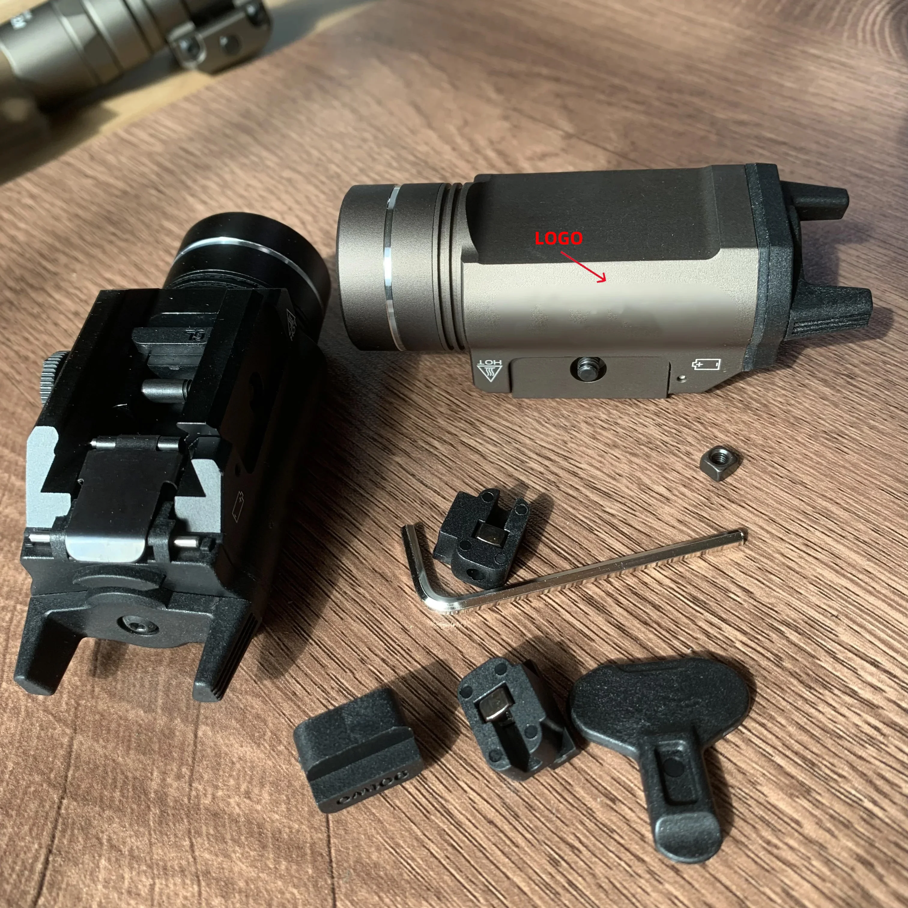 Elemen TR1 Flashlight, White Light, Metal Construction, LED, Strobe Function, 1000 Lumens, Under-Barrel Mounted Flashlight.