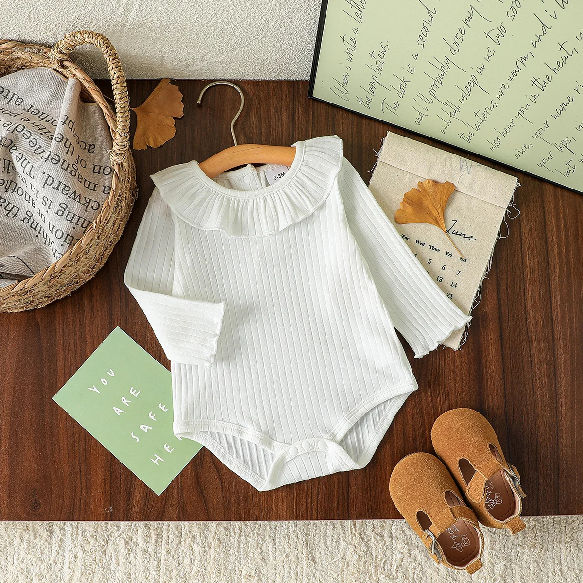 

Цельная одежда для маленьких девочек, весенне-осенний однотонный комбинезон с длинными рукавами для новорожденных девочек, боди для младенцев, повседневная одежда, одежда