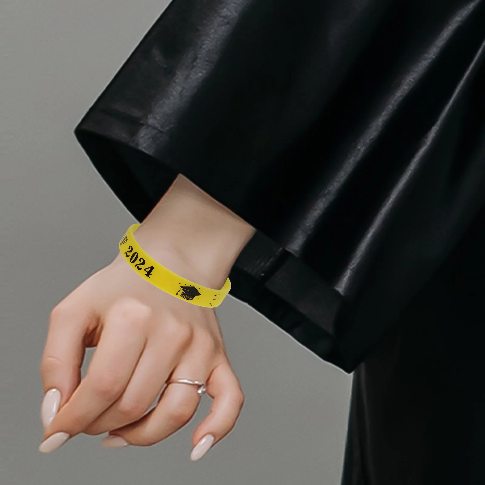 

24Pcs Commemorative Class of 20 Bracelets Comfortable Silicone Wristbands for Graduation Ceremonies Class of 20 Bracelets
