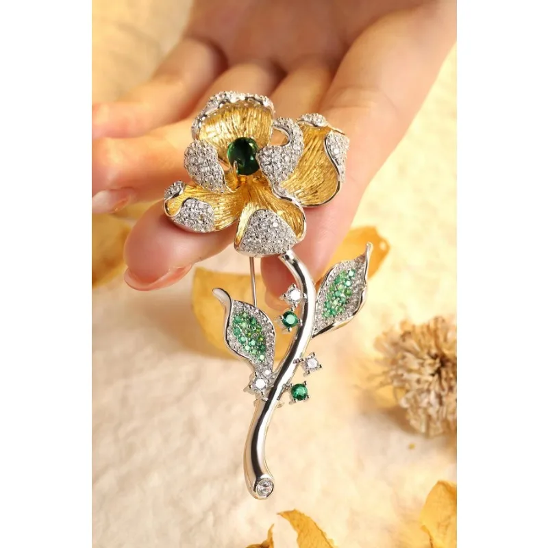 New Lab Growm Emerald Flower 925 Silver Gemstone Fashion Jewelry Ladies Christmas Gift Luxury Brooch or Pendant Personalizado