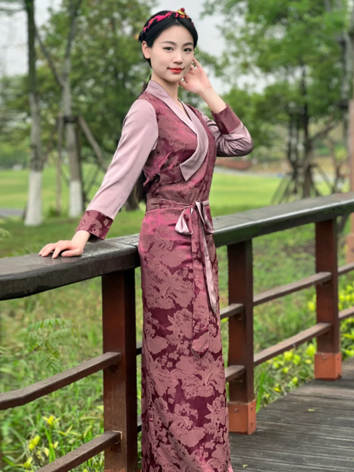 Chinese Style Tibetan Costumes Female Kangba Robe Color Matching Clothing Guozhuo Skirt Lace Ethnic