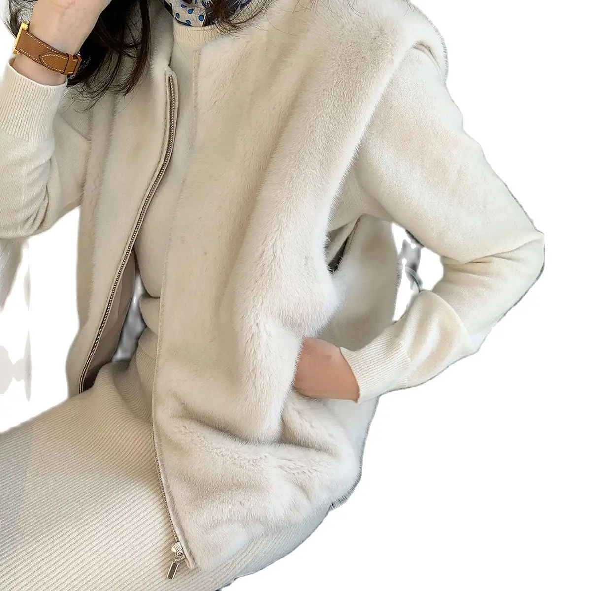 Winter Women Faux Fur Vest Removable Hood Sleeveless Korean Fashion Girls Warm Hooded Faux Fur Coat Female Jacket Black White