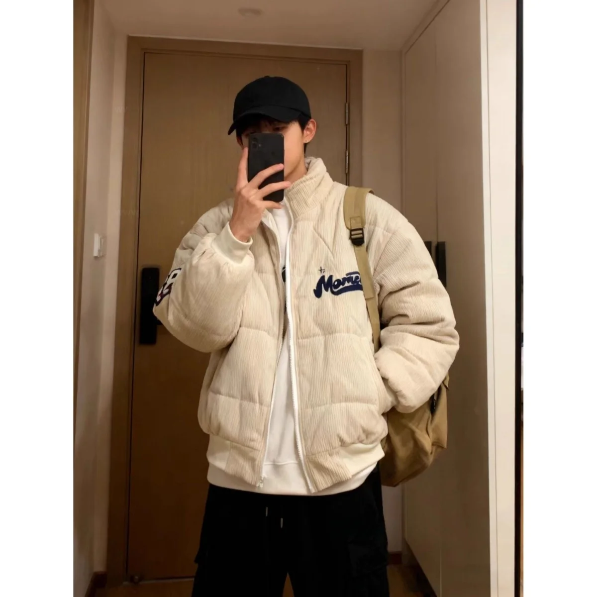 

Retro American High Street Embroidered Corduroy Winter Jaet Loose Bread Sle Cotton Coat for Men And Women Couples Outerwear