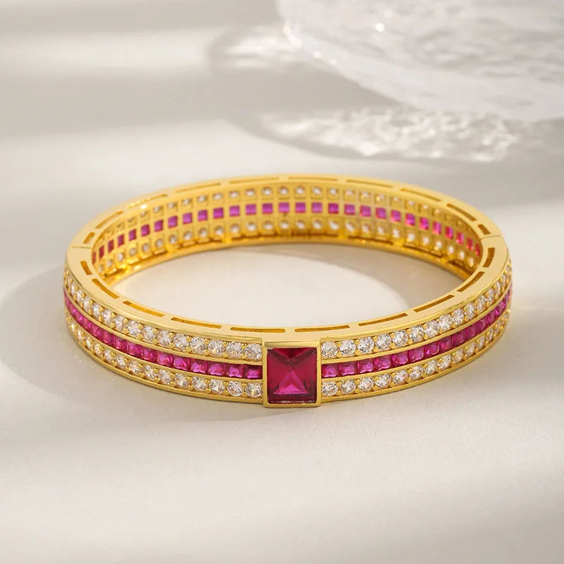 

Luxury Solid Platinum PT950 Women's Full Diamond Rectangular Pigeon Blood Red Bracelet