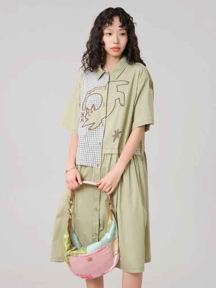 

MOVEUP Short Sleeved Lapel Shirt Dress 2026 Summer New Pure Cotton Cat Embroidered Patchwork Plaid Pocket A-Line Dress 3ELX21339