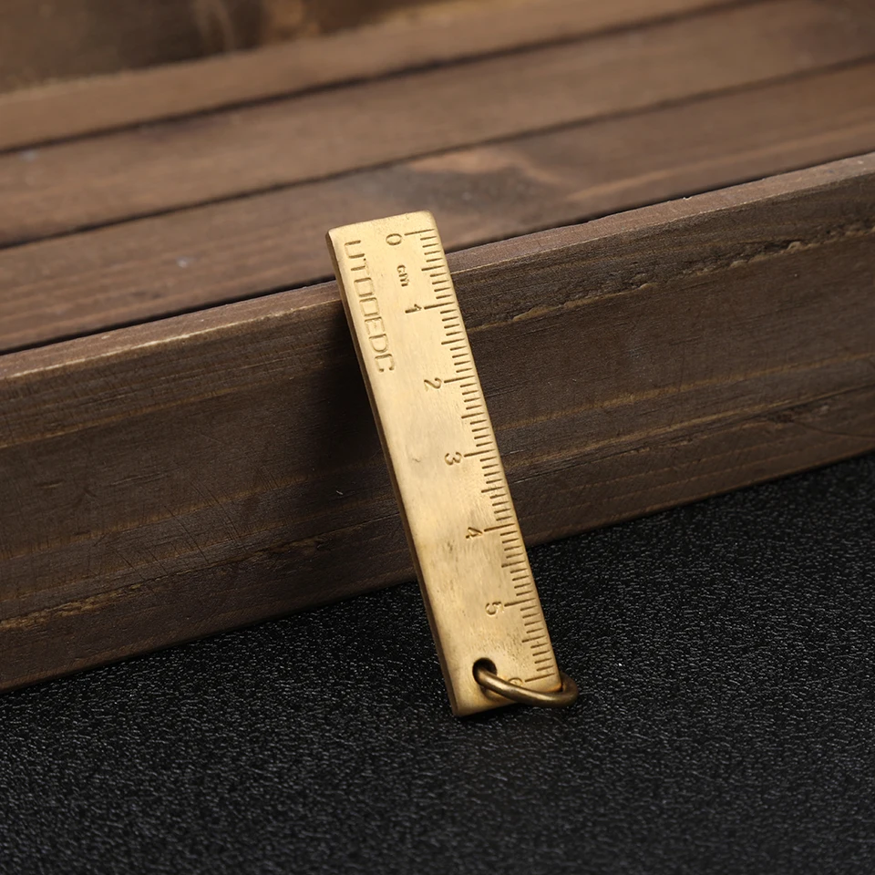 Fniiva 1Pc 6cm Copper Straight Ruler Measuring Tool Mini Metal Ruler Bookmark with Simple Keychain Pendant for Office School