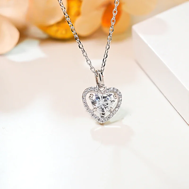 

New 925 Silver Love Sweet Small Pendant Necklace Set, High Carbon Diamond Ice Flower Cut Necklace