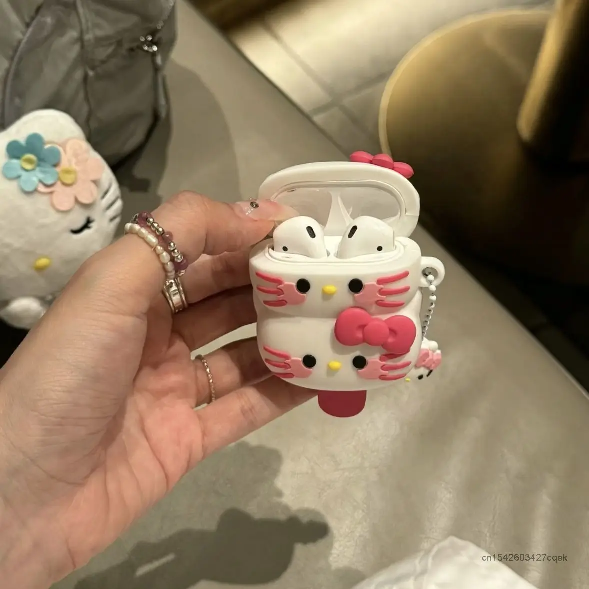 Sanrio-フラップ付き保護イヤホンケース,フラップ付き,ワイヤレス,厚いシリコン,デラックス,airpods 1, 2, 3 pro,ハローキティ