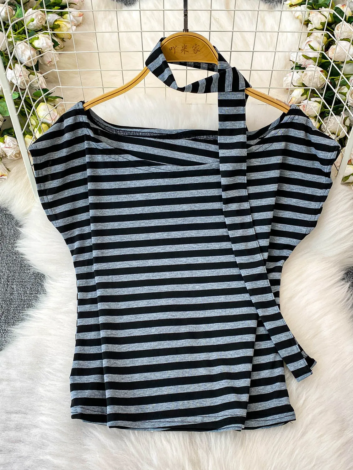 Chic Striped One-oulder T-irt Women Summer Design Loose Slimming Top  Knot Trendy Streetwear Korean Sle ort ...