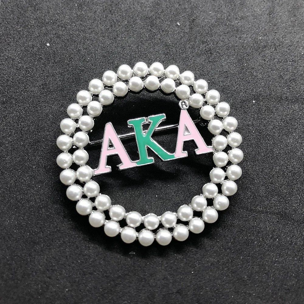 Exquisite simulation pearl inlaid round metal AKA letter brooch ALPHA K ALPHA sorority society jewelry DIY PIN