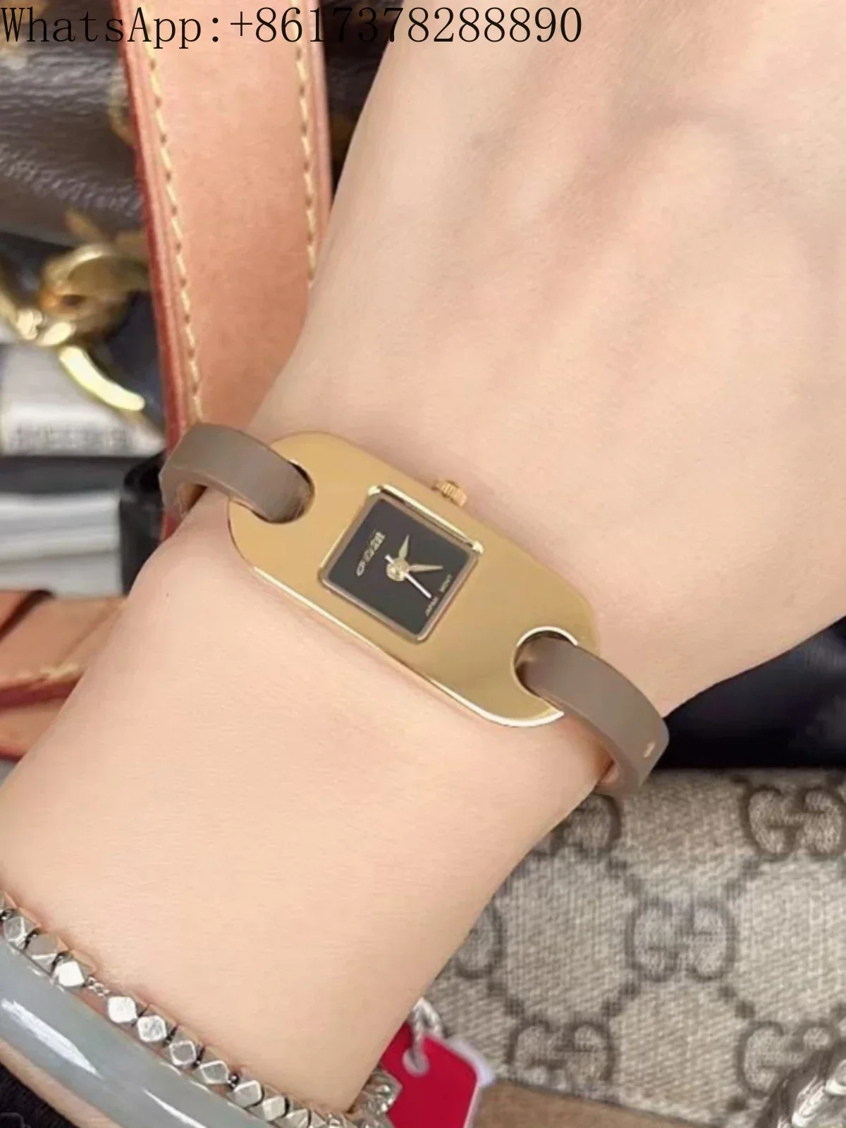 

High-end niche fashion design ins trend leather retro temperament ladies watch women's gifts
