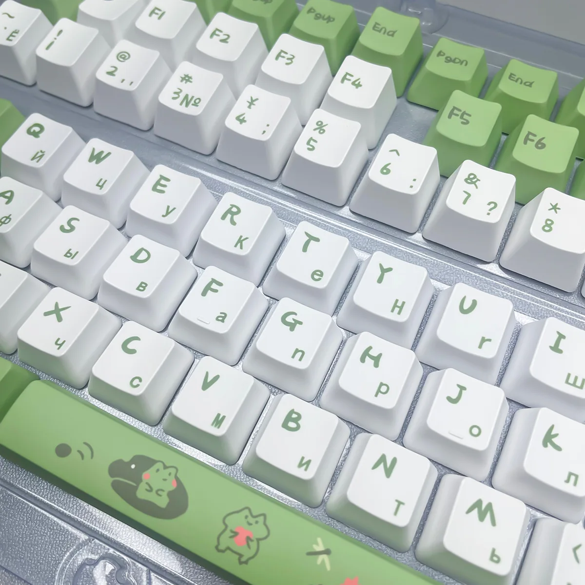 Russian Layout Keycaps PBT Frog Theme Sublimation OEM Highly Mechanical Keyboard Keycaps