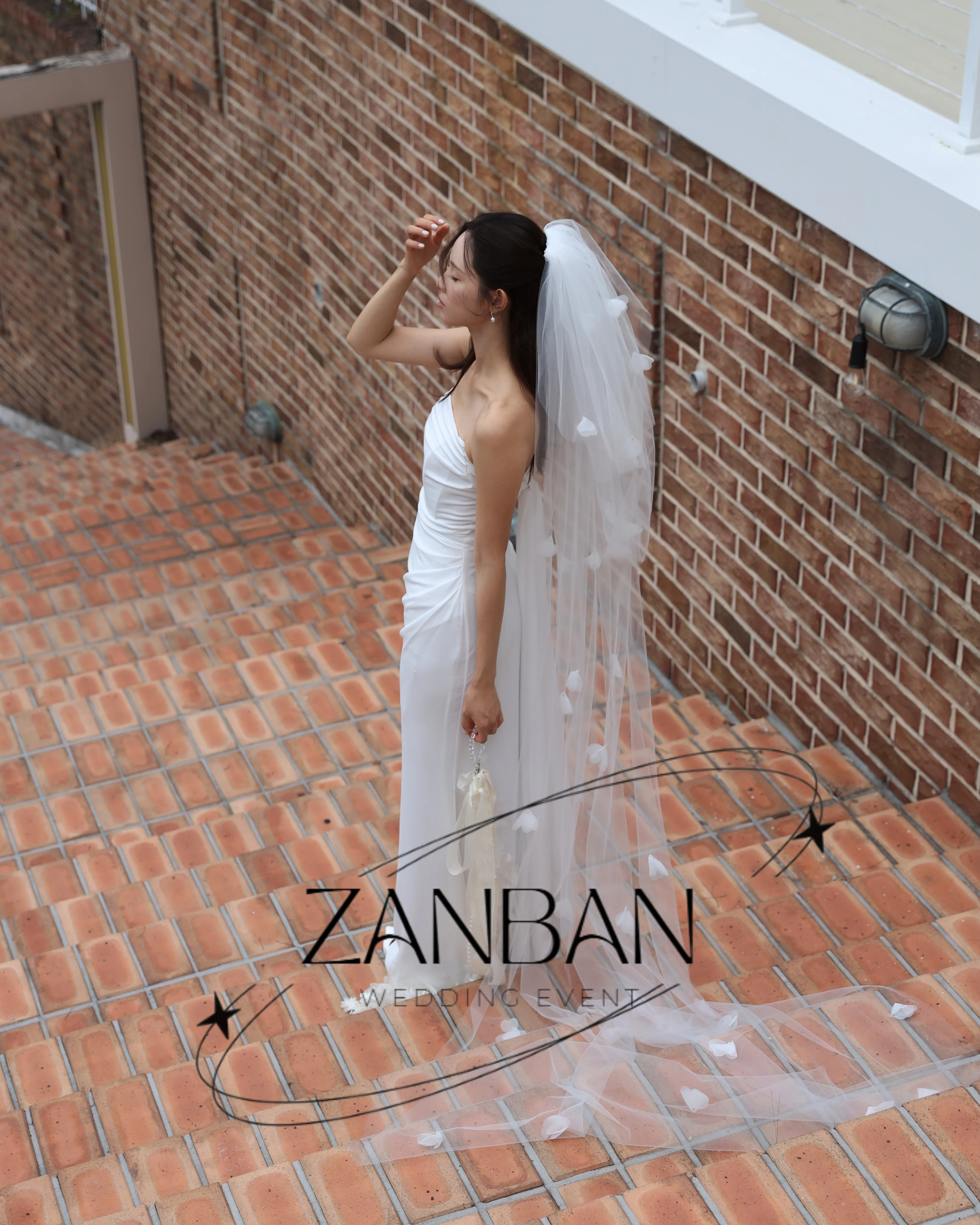 ZanBan Customized New Bridal Gowns Sleeveless Strapless Wedding Dress Mermaid Elegant Formal Vestido De Novia Floor-Length 웨딩드레스