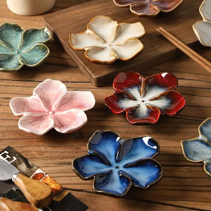 1PCSVintage Ceramic Craft Dish Flower Shaped Small Dish Creative Dipping Sauce Small Dish Multi-color Kiln Transformed Dish Gift