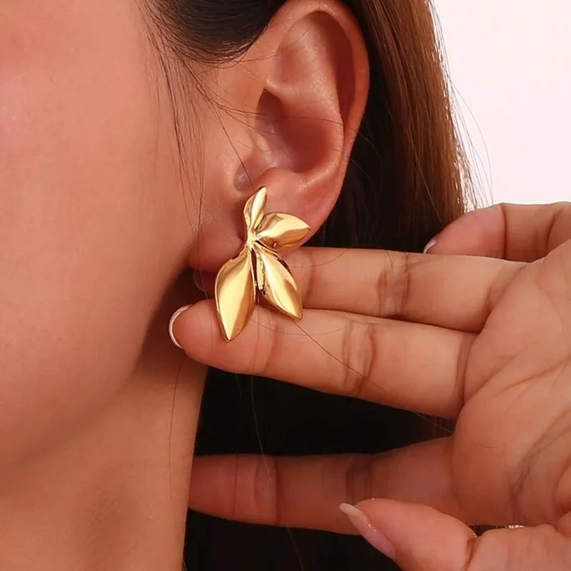 925 Silver Needle Korean Fashion Leaf Flower Earrings For Women Metal Earings Jewelry 2024 Trending Women's Gold Color Earrings