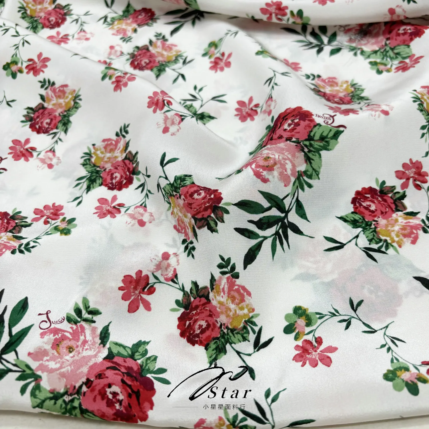 Silkworm Silk Black Rose Printed Silk Crepe De Chine Fabric Cheongsam Dress Shirt Matte Satin Fabric Spring and Summer