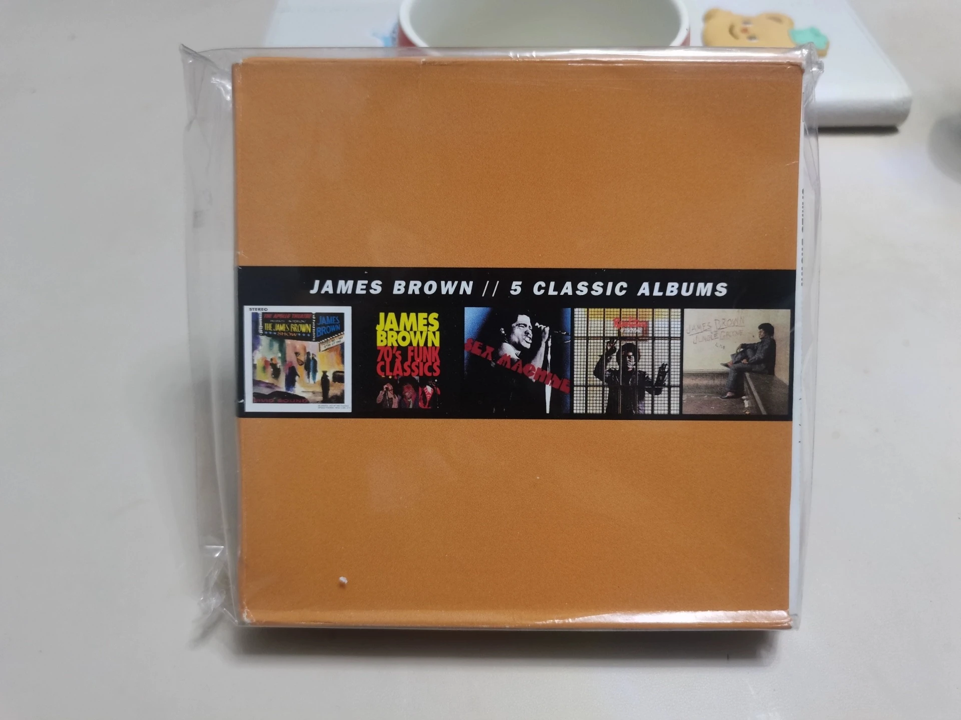 

Крестный отец души Джеймс Браун Музыкальный компакт-диск Live at the Apollo Альбом Революция разума 5 шт. Музыкальная запись Косплей Soundtracks Box