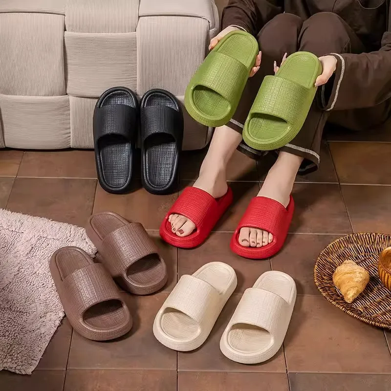 Summer Fashion Indoor Slippers Anti-Slip Home Sandals Beach Shoes EVA Outdoor Unisex Soft Thick Soled Slippers House Slippers